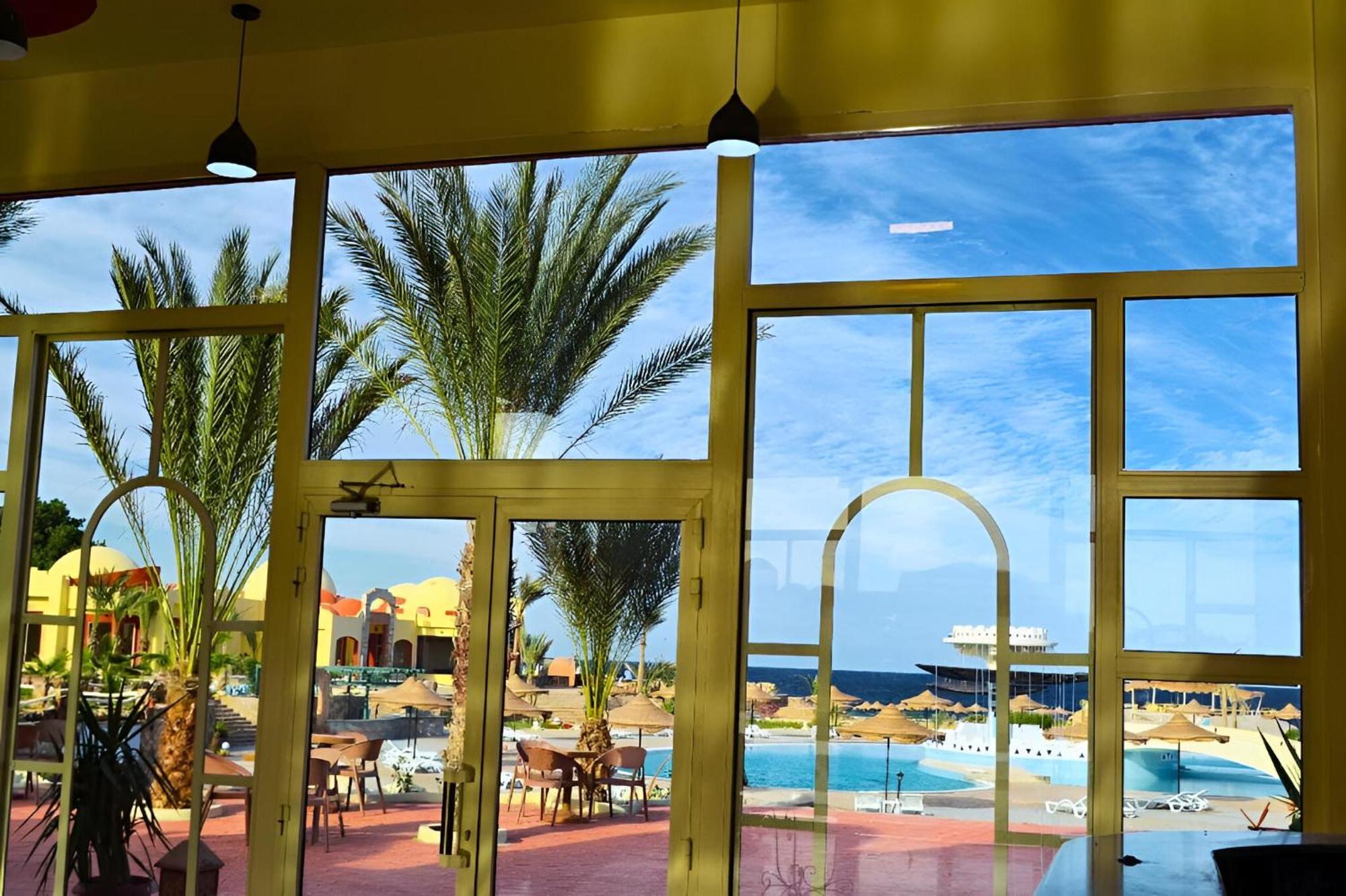 Hostmark Zabargad Beach Resort Abū Ghuşūn 外观 照片