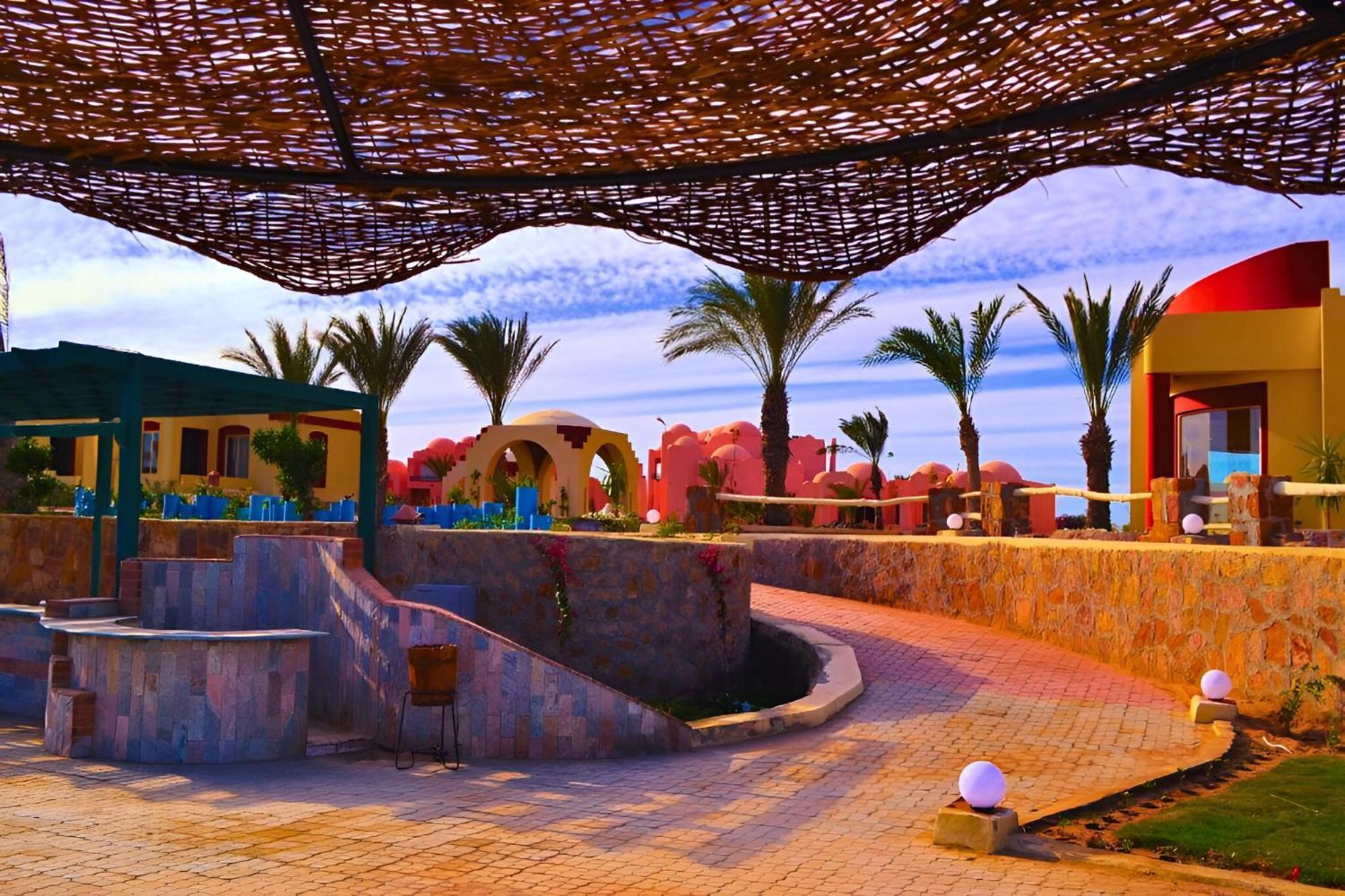 Hostmark Zabargad Beach Resort Abū Ghuşūn 外观 照片