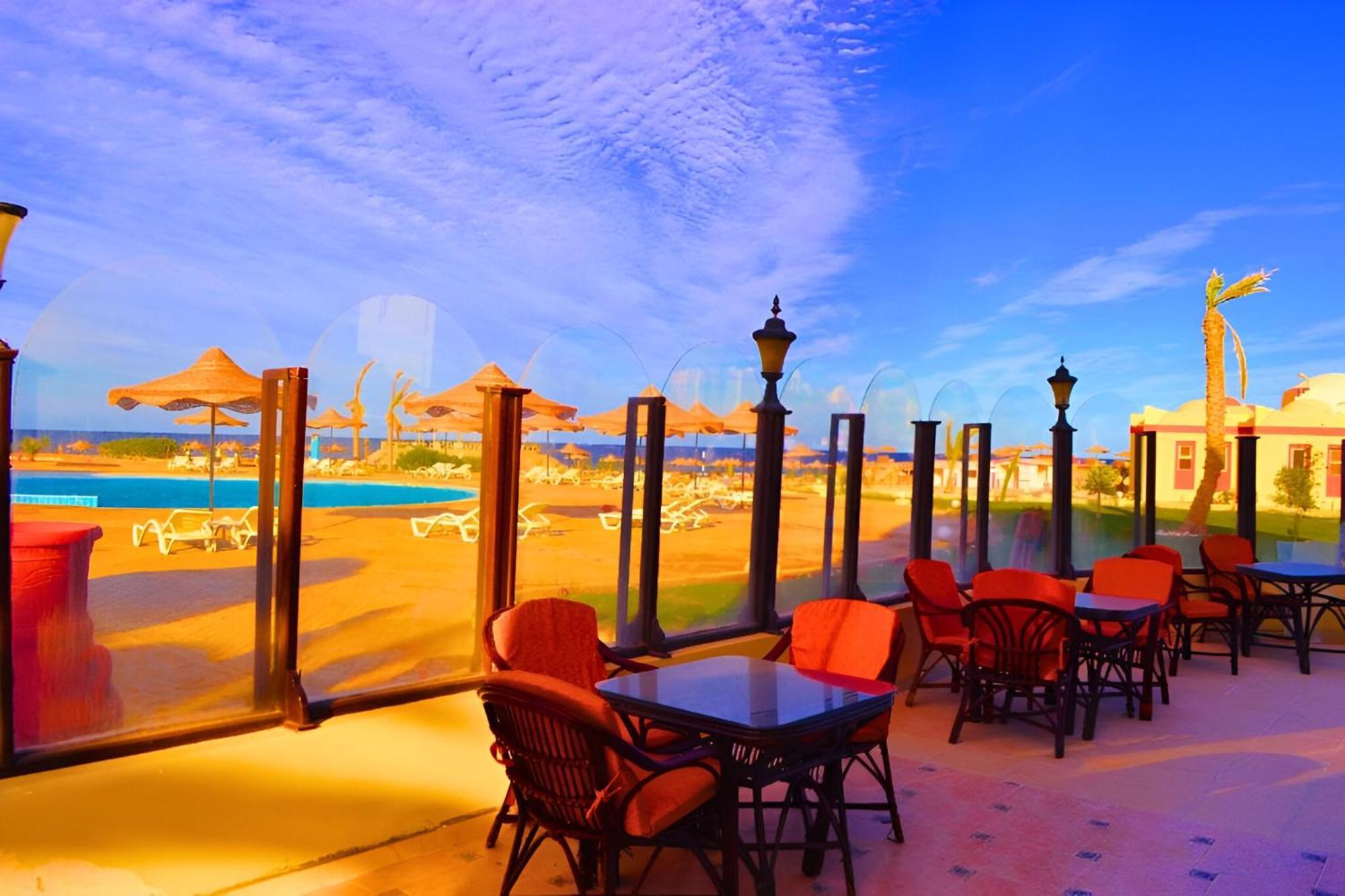 Hostmark Zabargad Beach Resort Abū Ghuşūn 外观 照片